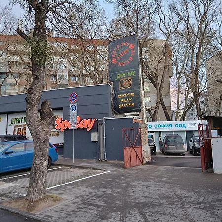 Sunny 2-Bedroom Maisonette Varna & Parking 外观 照片