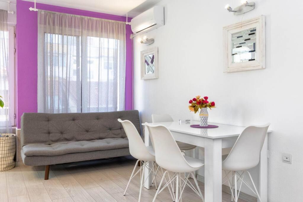 Sunny 2-Bedroom Maisonette Varna & Parking 外观 照片