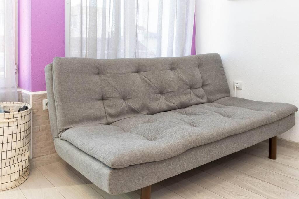 Sunny 2-Bedroom Maisonette Varna & Parking 外观 照片